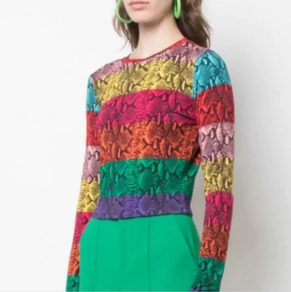 Alice + Olivia Delaina Rainbow Snake Print Crop Top - Picture 5 of 6